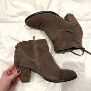 Steve Madden 7.5 Grey Milaan Booties